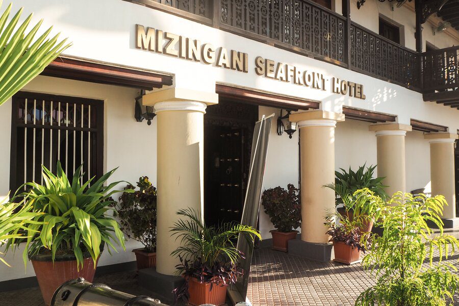 taxi to mizingani seafront hotel stone town