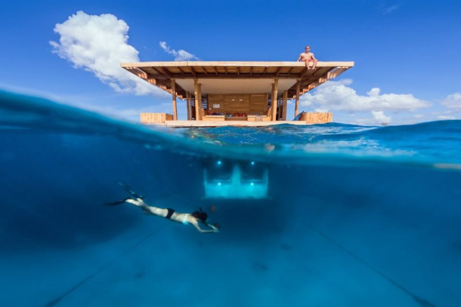 The-Manta-Resorts-Underwater (1)